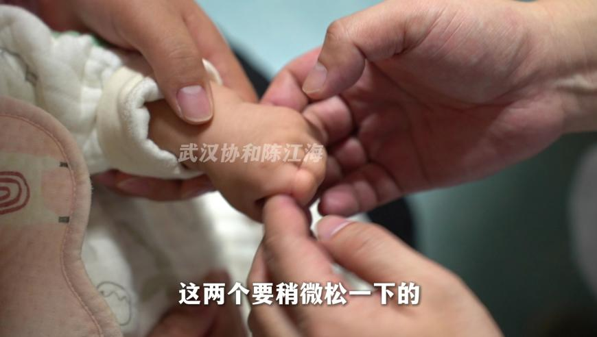 俄出手支援 叙军队1天歼灭300名叛军,澳门一肖一码100 %精准王中王,创造力策略实施推广_粉丝版V10.47
