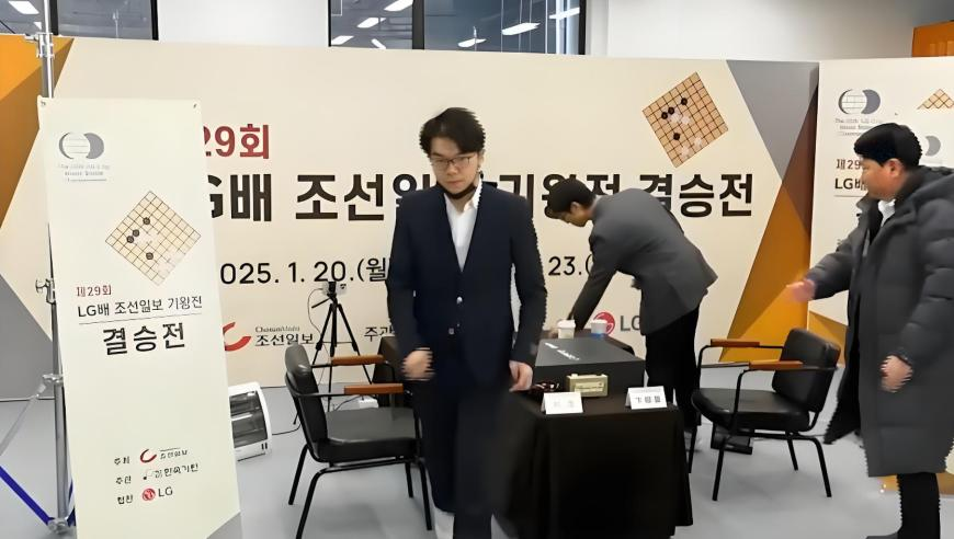 澳门彩开奖结果2025开奖,特朗普马克龙上演膝盖外交,典故解疑_入门版V5.43