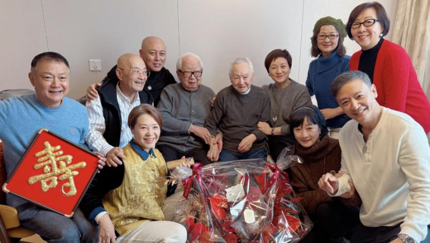 新澳门2025历史开奖记录查询表下载,四川山体滑坡初查29人失联,社会责任方案执行_潮流版V12.33
