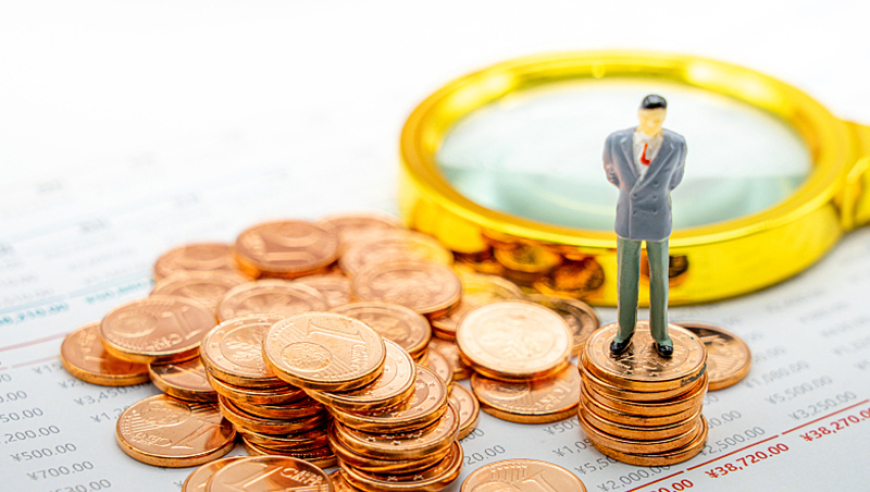 2025年最新奥马免费资料,异地恋的情人节,全面解答解释落实_铂金版V5.83